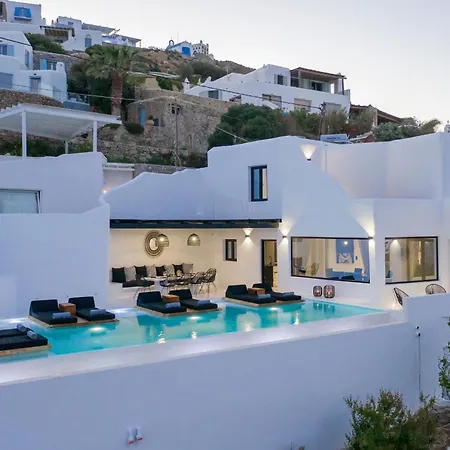 Psarou Black * Psarrou