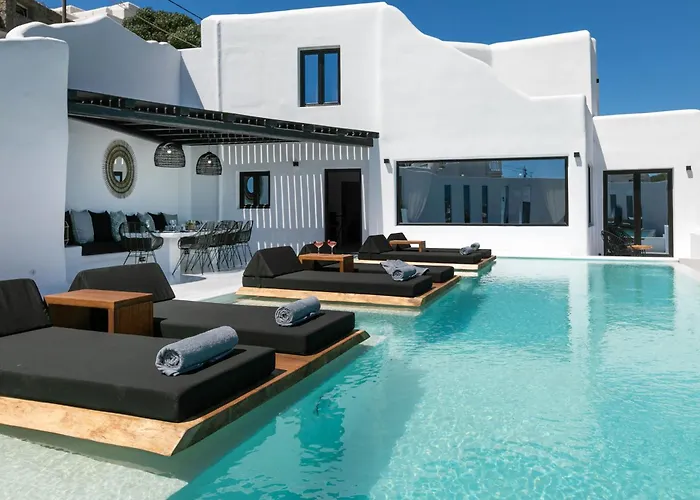 Villa Psarou Black *