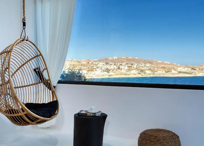 Villa Psarou Black *