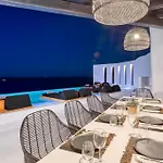 Psarou Black Villa *
