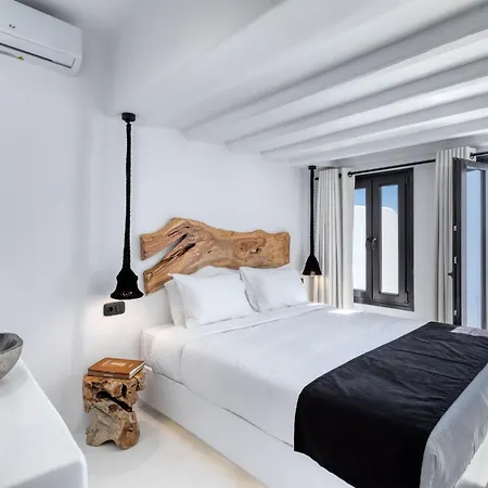 Villa Psarou Black